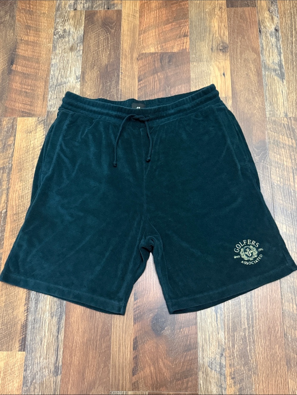 H&M Relaxed Fit Velour Golfers Associated Shorts Dark Green Size Medium